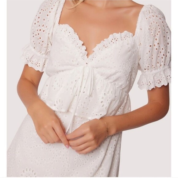 Lost + Wander White Eyelet Petals of the Sky Mini Dress Cotton Bridal Si… - Picture 2 of 12